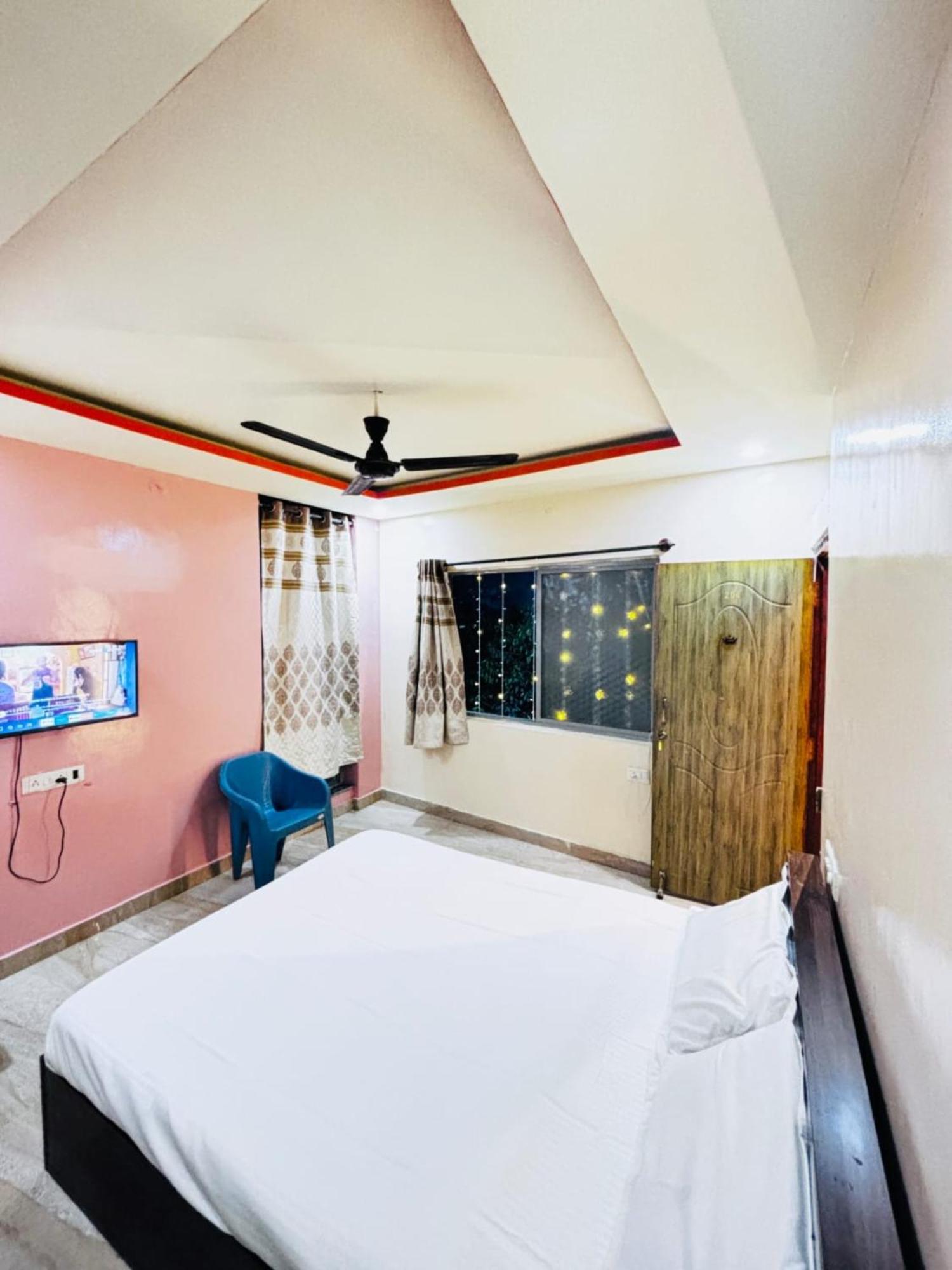 Hotel New Royal Ruby - Electronic City Phase 1 Kammasandra Dış mekan fotoğraf