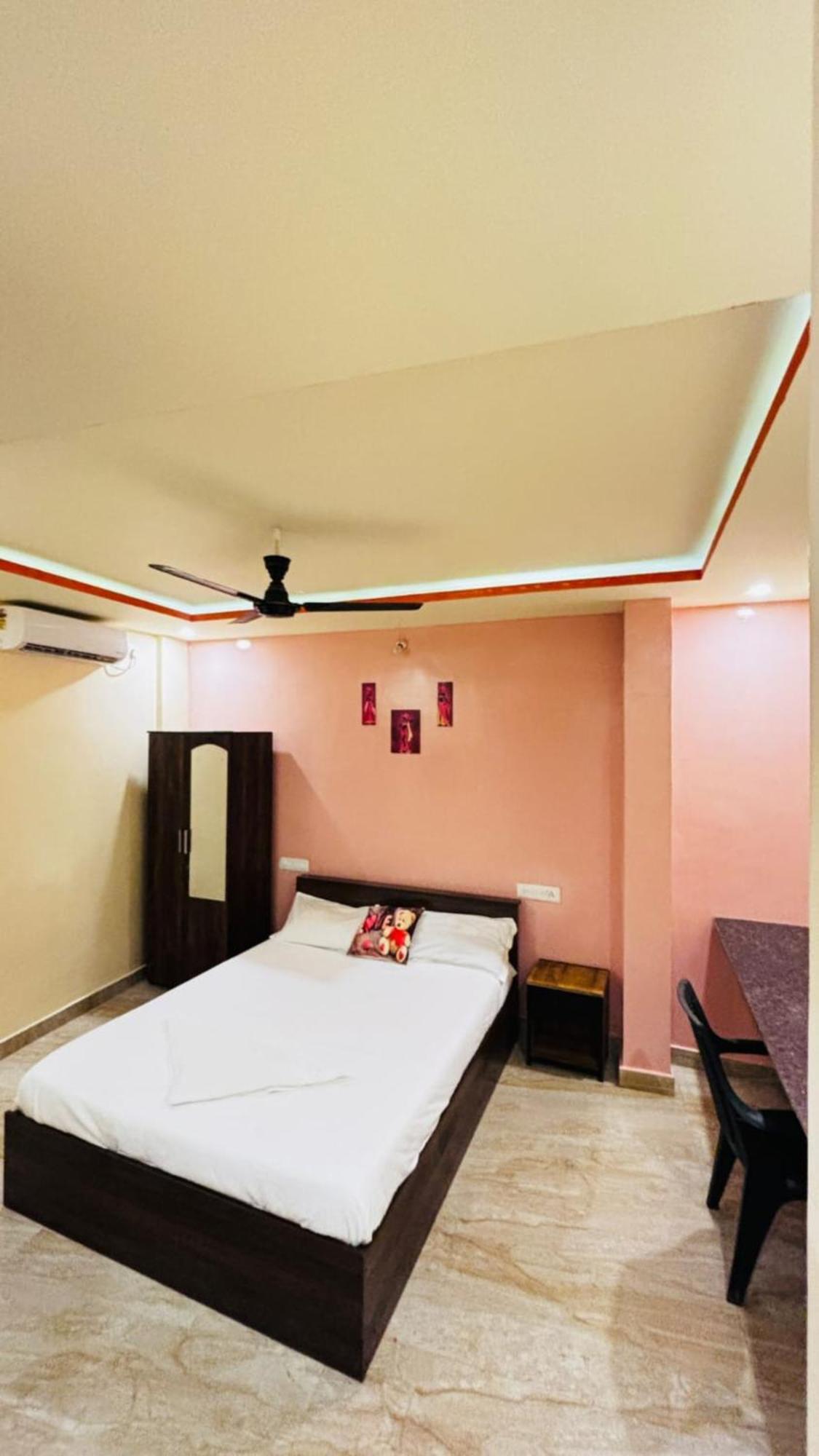 Hotel New Royal Ruby - Electronic City Phase 1 Kammasandra Dış mekan fotoğraf