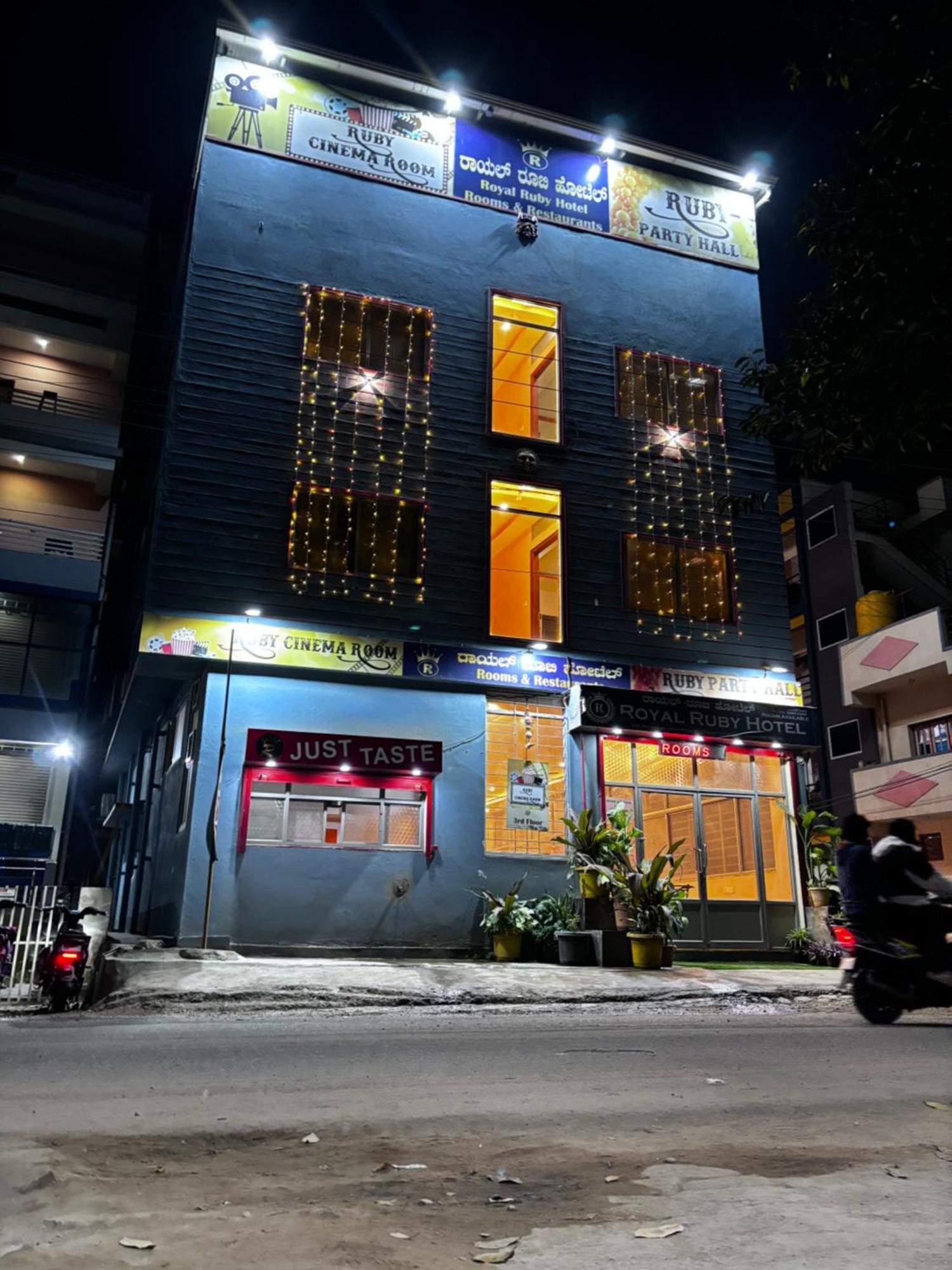 Hotel New Royal Ruby - Electronic City Phase 1 Kammasandra Dış mekan fotoğraf